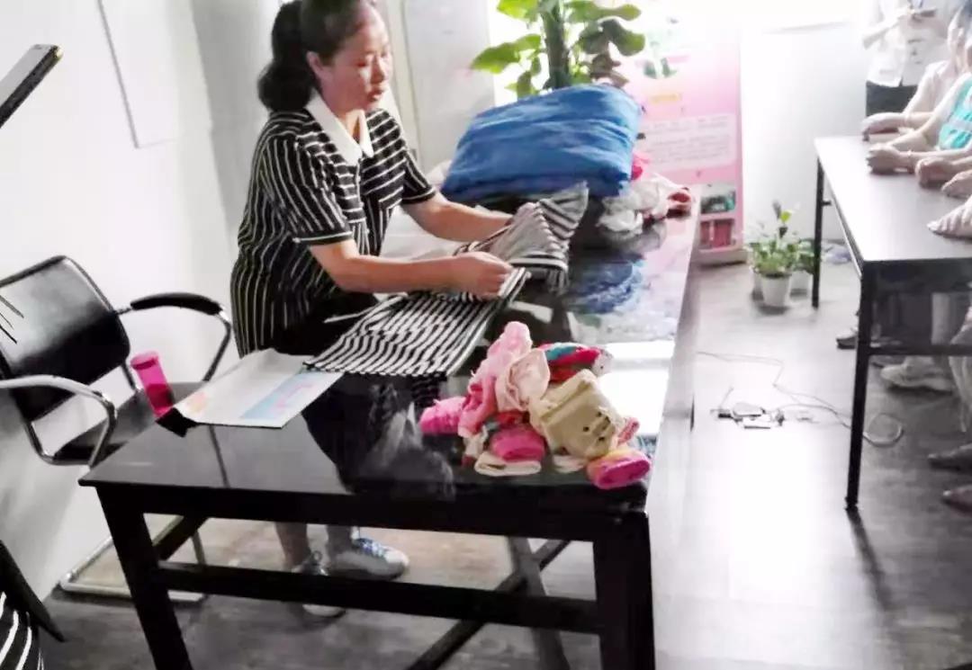 ��ķ��ɩ�ؠt����ɳ��B(t��i)����ȸ����ĩ��Ӗ(x��n)���c(di��n)æ��