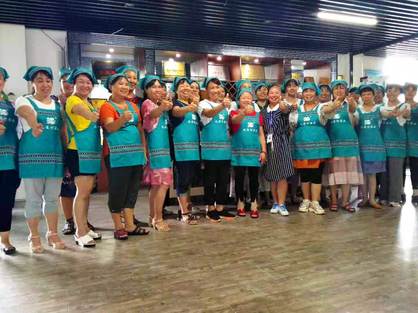 ��ķ��ɩ�ؠt����ɳ��B(t��i)����ȸ����ĩ��Ӗ(x��n)���c(di��n)æ��